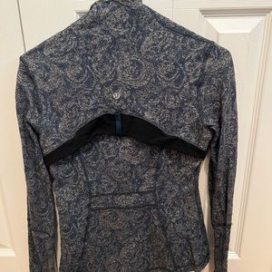 Lululemon zip up